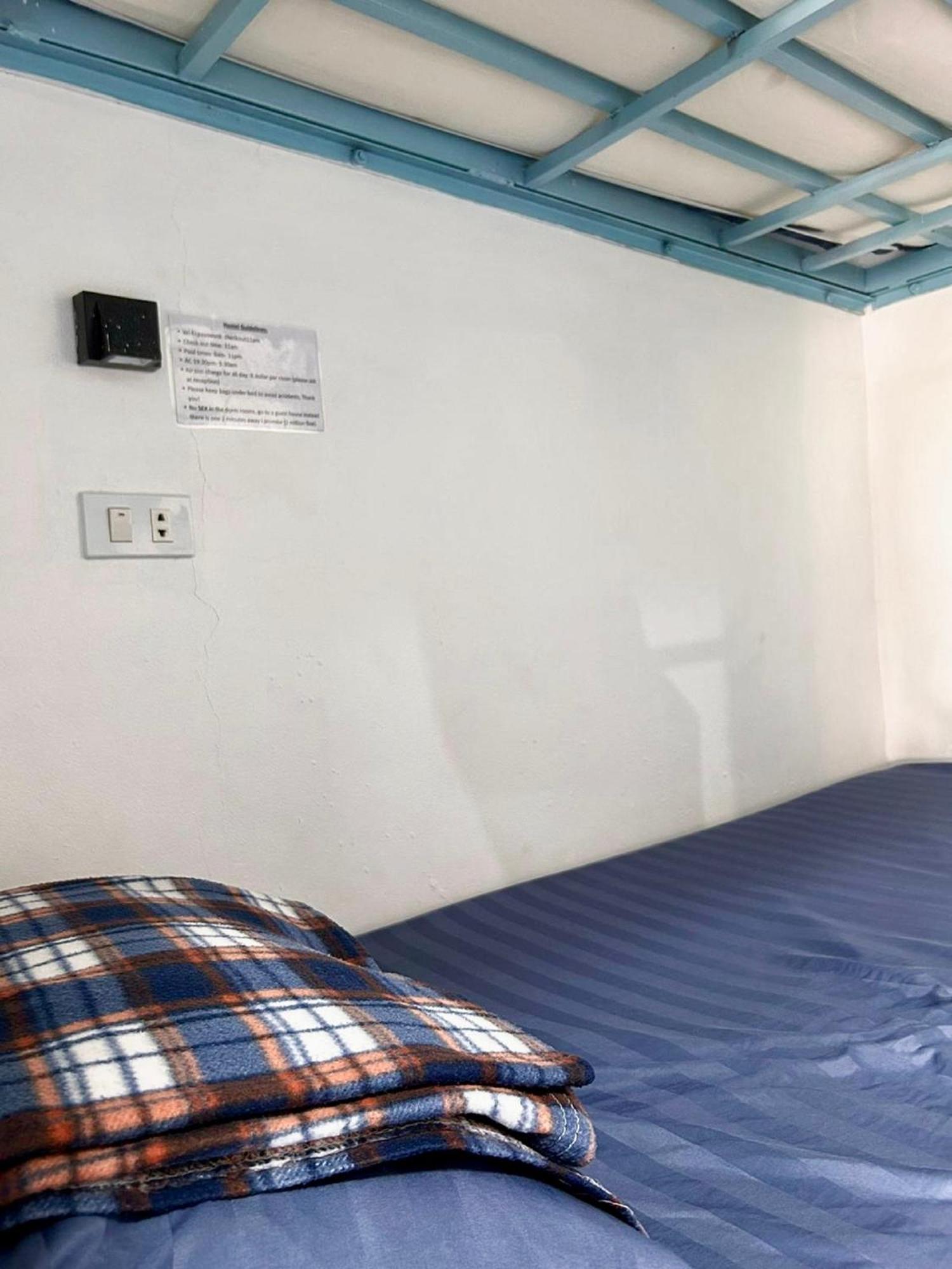 Sunrise Riverside Pool Hostel Luang Prabang Bagian luar foto
